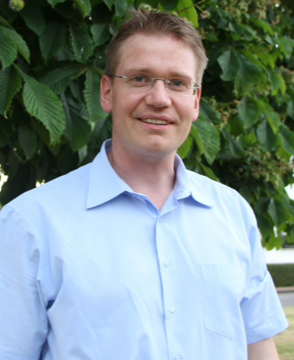 Karsten Hbner